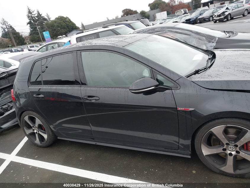 3VW447AU9FM072351 2015 VOLKSWAGEN GTI photo no. 13