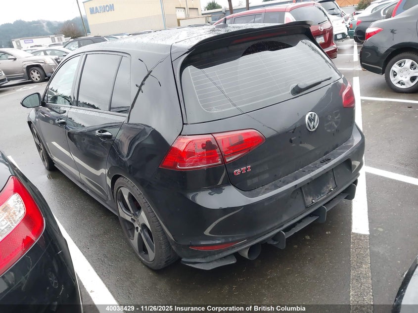 3VW447AU9FM072351 2015 VOLKSWAGEN GTI photo no. 3
