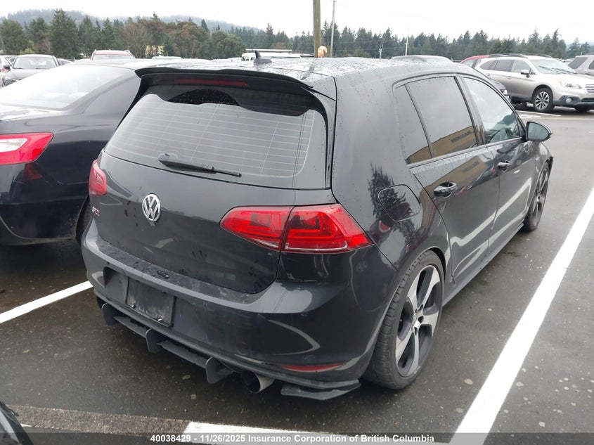 3VW447AU9FM072351 2015 VOLKSWAGEN GTI photo no. 4