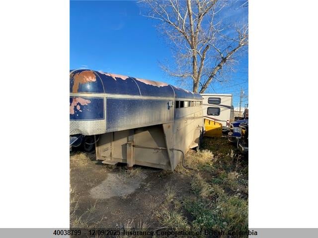 2S9JN4354S1023011 1995   photo no. 2