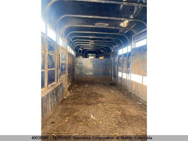 2S9JN4354S1023011 1995   photo no. 7