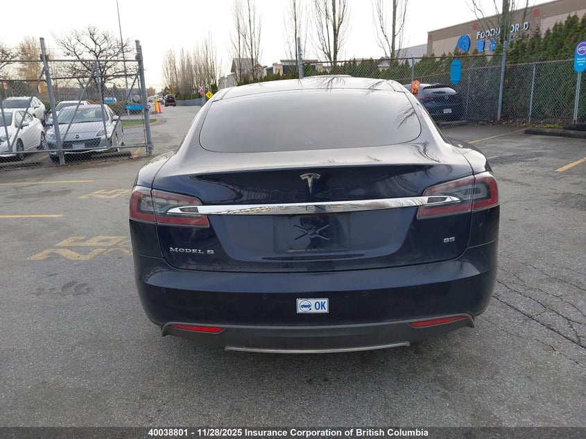 2014 Tesla Model S VIN: 5YJSA1H19EFP32743 Lot: 40038801