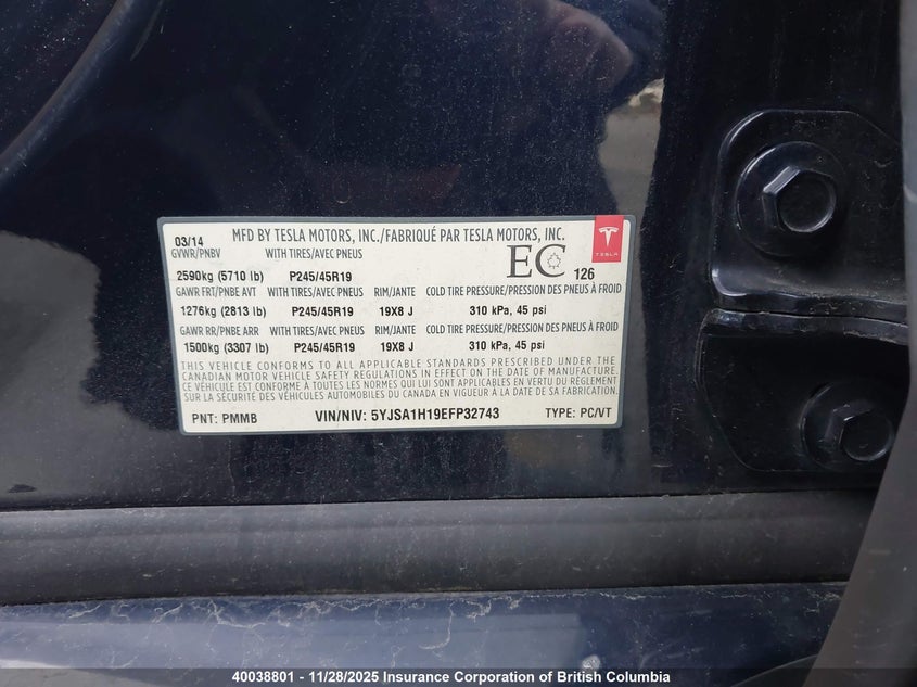2014 Tesla Model S VIN: 5YJSA1H19EFP32743 Lot: 40038801