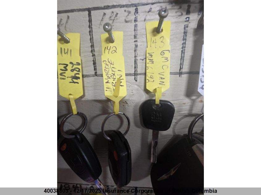 2011 Mazda Tribute S VIN: 4F2CY0GG2BKM02179 Lot: 40038803