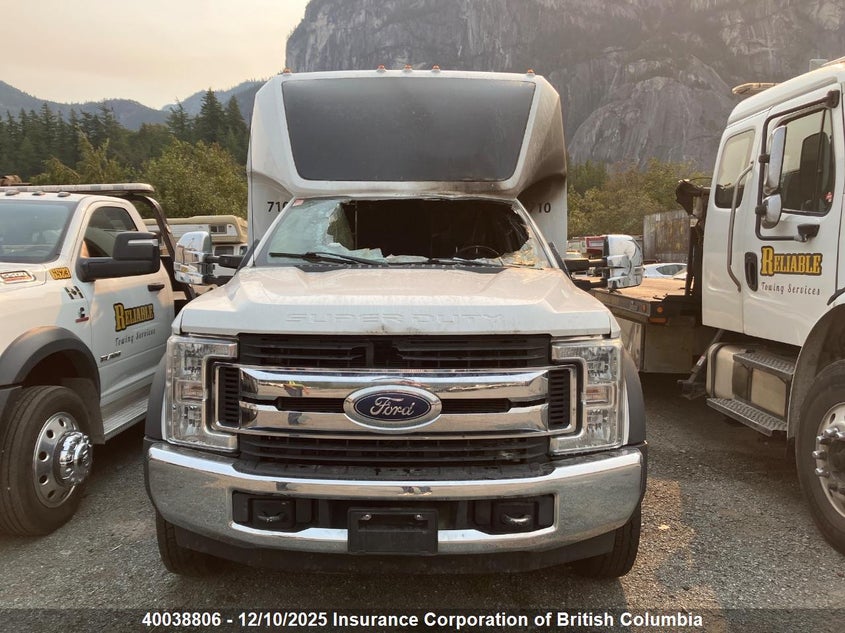 1FDUF5GT4HED95842 2017 FORD F550 photo no. 10