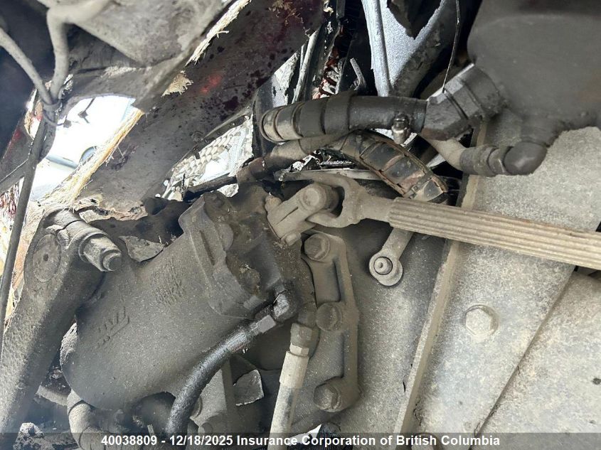 2005 Kenworth Construction T800 VIN: 1NKDLB0X05R983121 Lot: 40038809