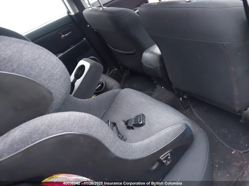 JM1BK343181183553 2008 MAZDA 3 photo no. 8
