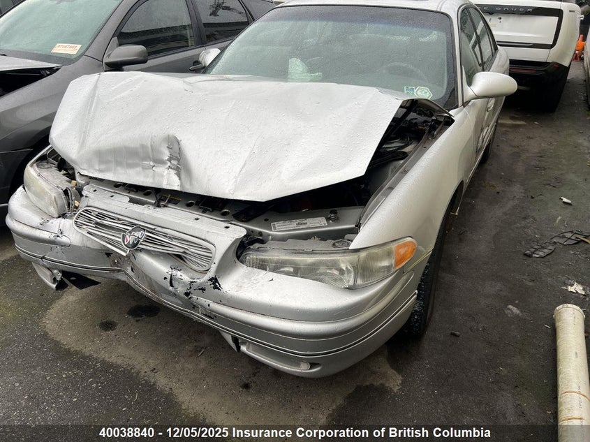 2G4WB55K621131822 2002 BUICK REGAL photo no. 2