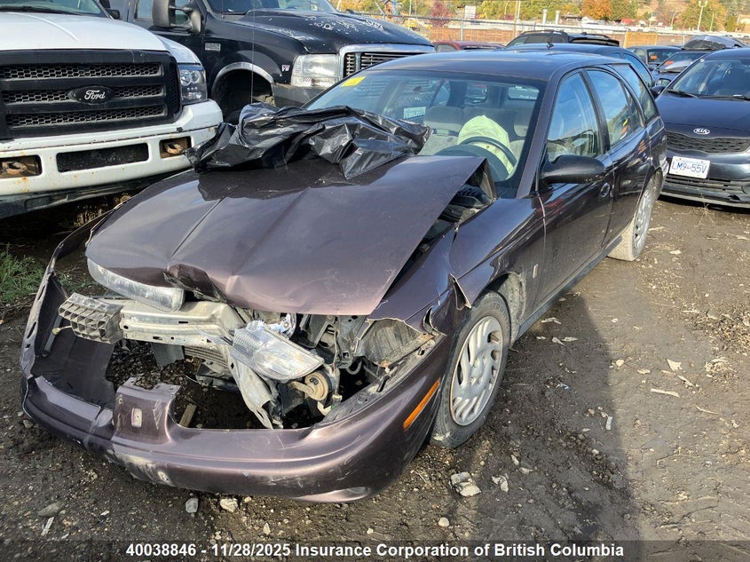 1G8ZK827XWZ138069 1998 SATURN SW photo no. 2