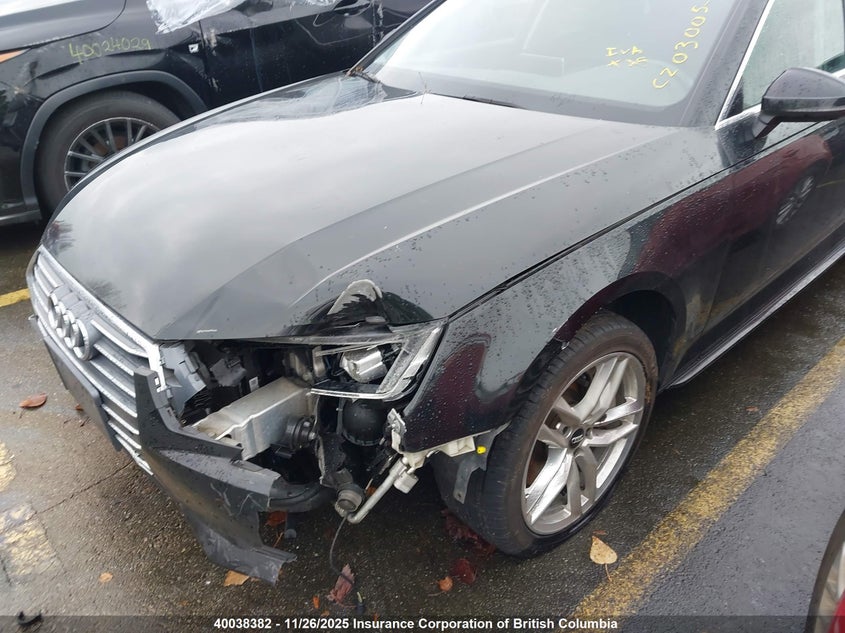 WAUCNAF44JA145856 2018 AUDI A4 photo no. 2