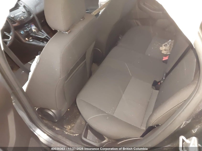 2017 Ford Focus Se VIN: 1FADP3K28HL261194 Lot: 40038363