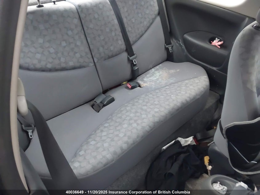 JTDAT1231Y5011029 2000 TOYOTA ECHO photo no. 8