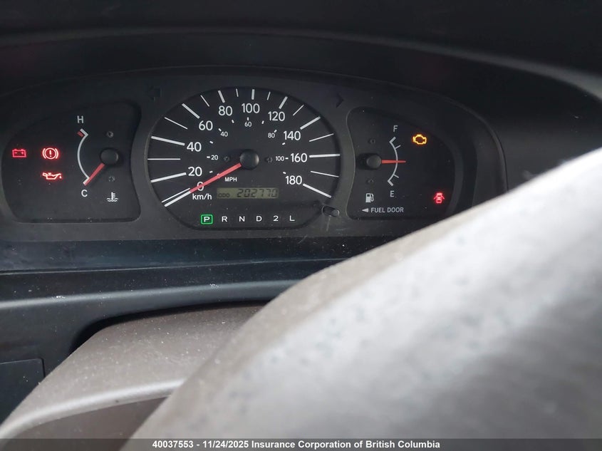 1999 Toyota Sienna Ce VIN: 4T3ZF19C2XU162100 Lot: 40037553