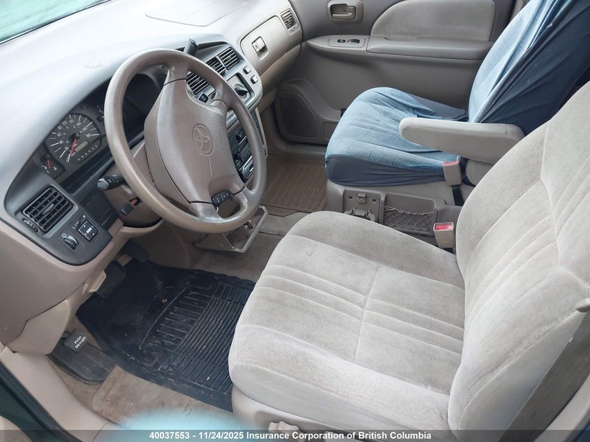 4T3ZF19C2XU162100 1999 TOYOTA SIENNA photo no. 5
