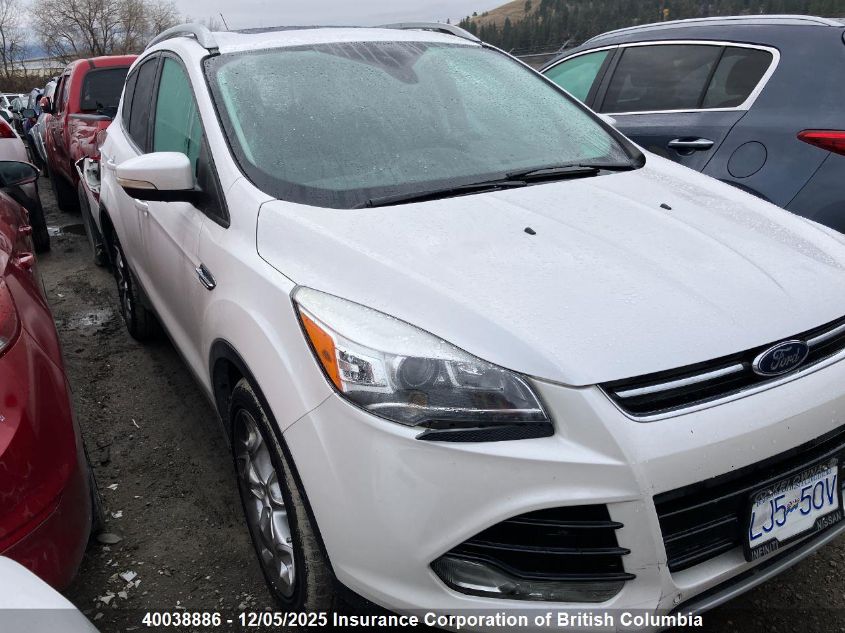 FORD ESCAPE TITANIUM