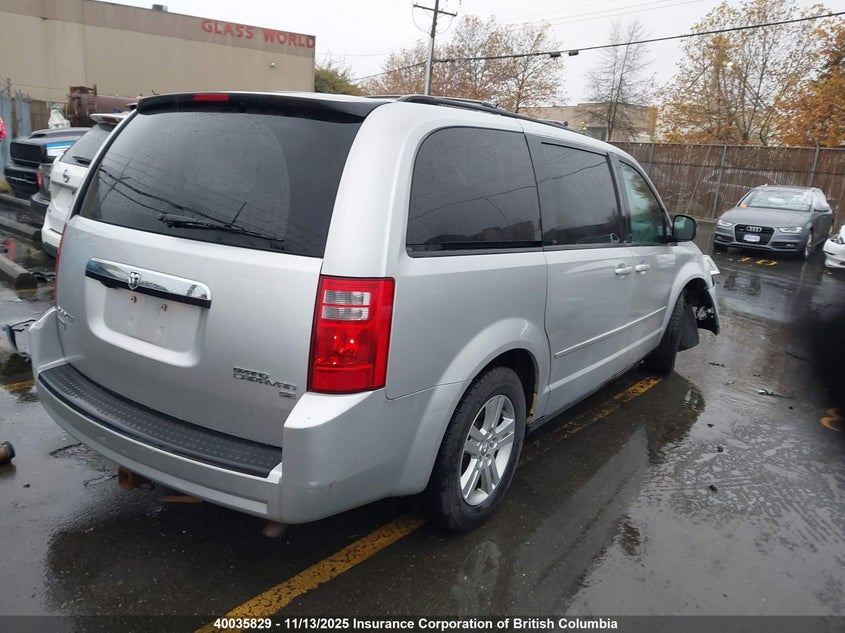 2D4RN4DEXAR292465 2010 DODGE CARAVAN photo no. 4