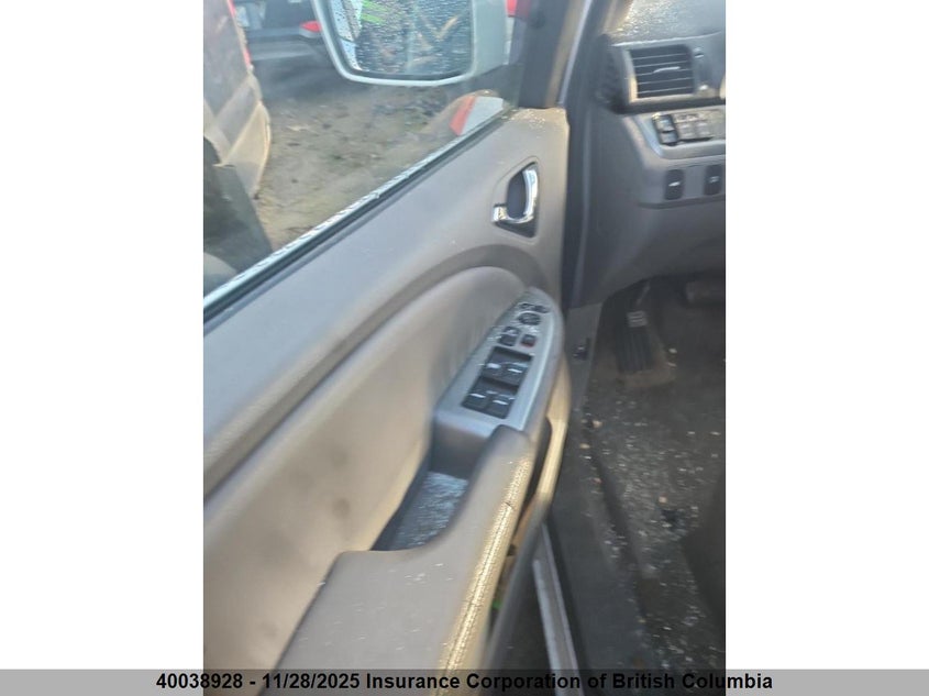 5FNRL3H64AB507561 2010 HONDA ODYSSEY photo no. 8