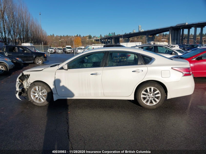 2015 Nissan Altima 2.5/S/Sv/Sl VIN: 1N4AL3AP4FN374122 Lot: 40038983