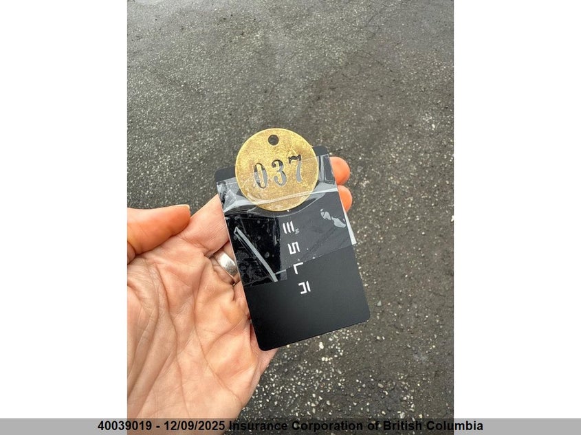 5YJ3E1EA7MF018833 2021 TESLA MODEL 3 photo no. 5