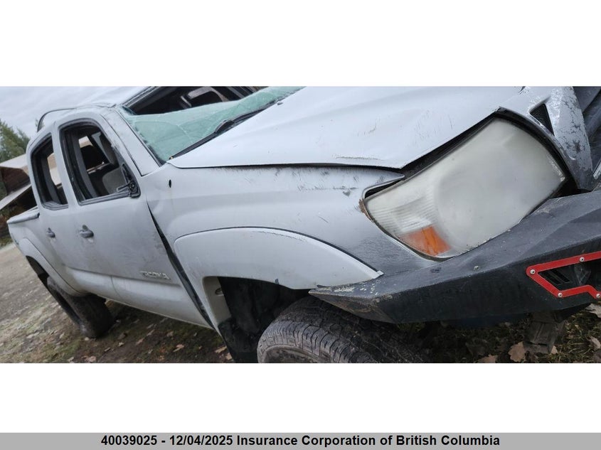 5TEMU52N48Z558893 2008 TOYOTA TACOMA photo no. 10