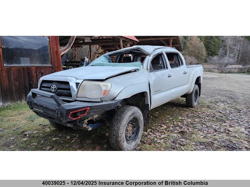 5TEMU52N48Z558893 2008 TOYOTA TACOMA photo no. 2