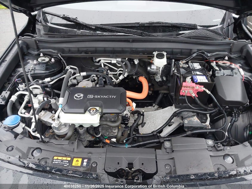 2022 Mazda Mx-30 Premium Plus VIN: JM1DRADB1N0100463 Lot: 40038250