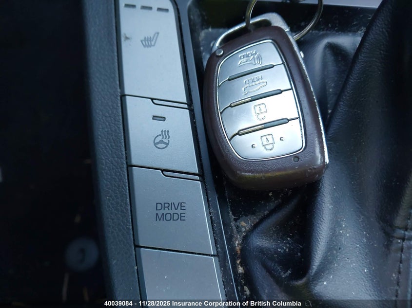 2019 Hyundai Elantra Sel/Value/Limited VIN: KMHD84LF1KU774251 Lot: 40039084