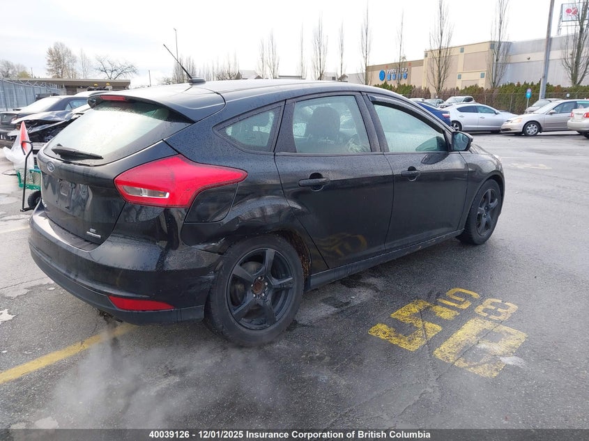 1FADP3K29GL353638 2016 FORD FOCUS photo no. 4