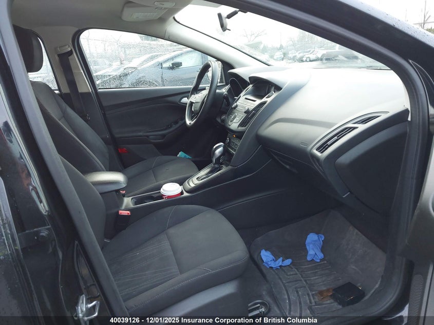 1FADP3K29GL353638 2016 FORD FOCUS photo no. 5