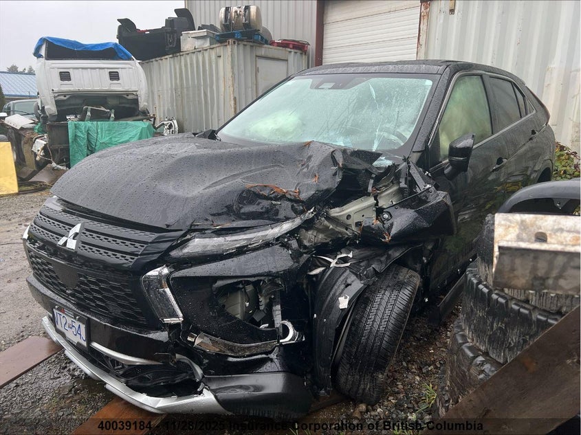 JA4ATVAA3RZ618187 2024 MITSUBISHI ECLIPSE CROSS photo no. 2