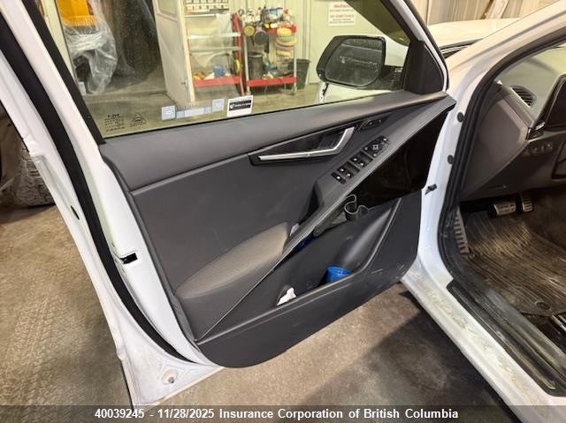 2023 Kia Niro VIN: KNDCT3L12P5043889 Lot: 40039245