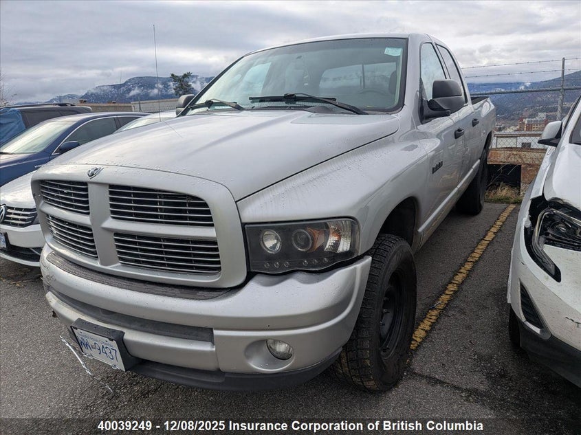 1D7HU18Z22J245174 2002 DODGE RAM photo no. 2