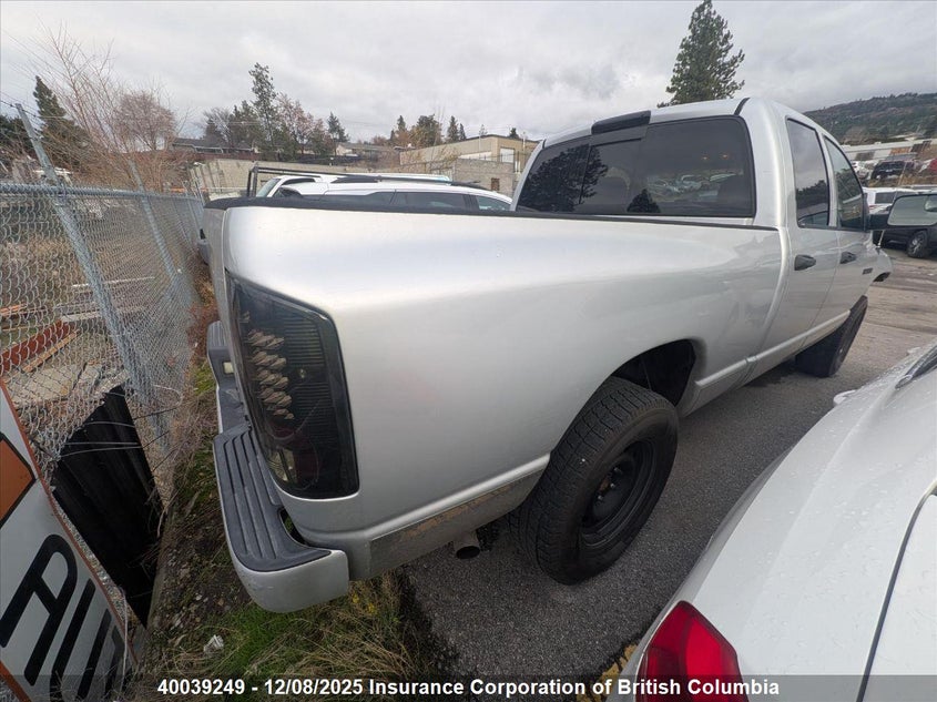 1D7HU18Z22J245174 2002 DODGE RAM photo no. 4