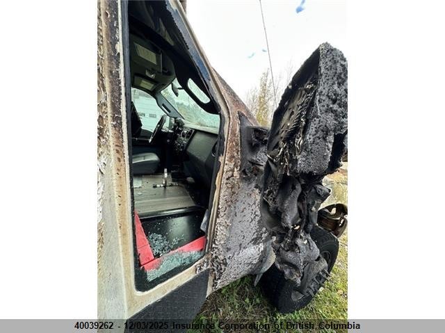 1FDGF5HT6CEB80404 2012 FORD F550 photo no. 7
