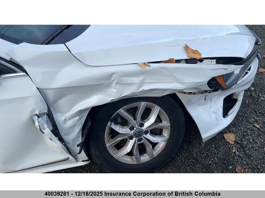 2017 Volkswagen Passat S VIN: 1VWAT7A35HC001469 Lot: 40039281