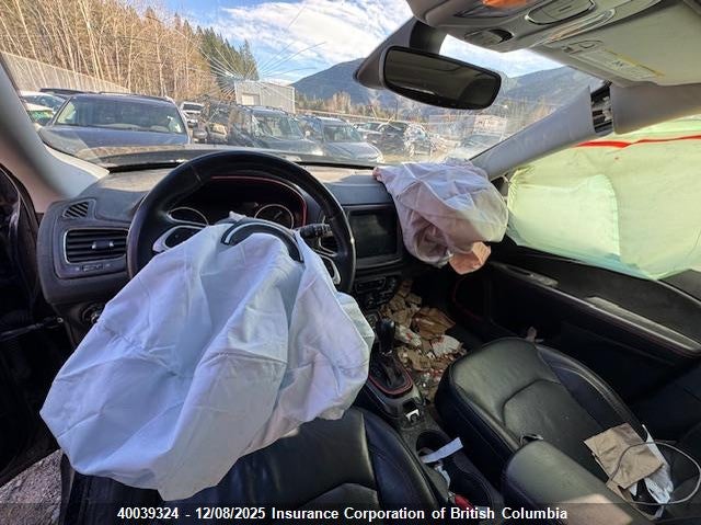3C4NJDDB0JT410081 2018 JEEP COMPASS photo no. 9