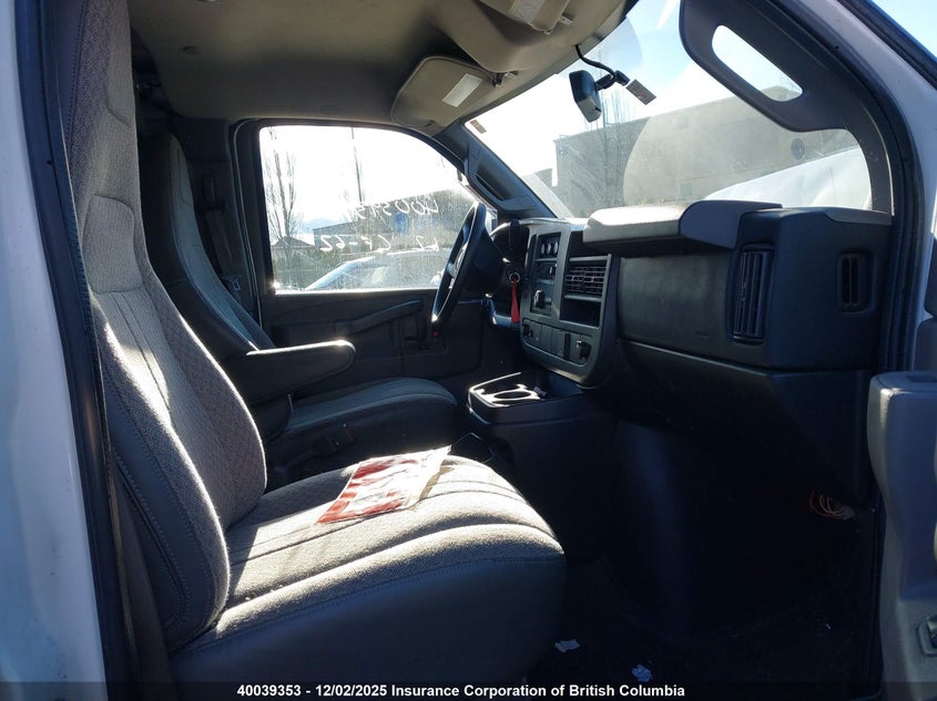 1GCWGAFF7G1290653 2016 CHEVROLET EXPRESS photo no. 5