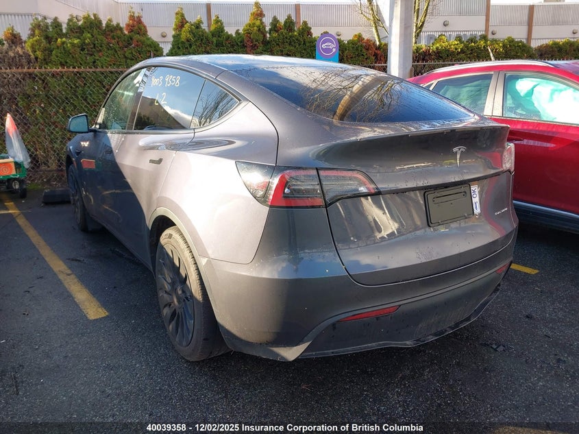 LRWYGDEE0PC265467 2023 TESLA MODEL Y photo no. 3