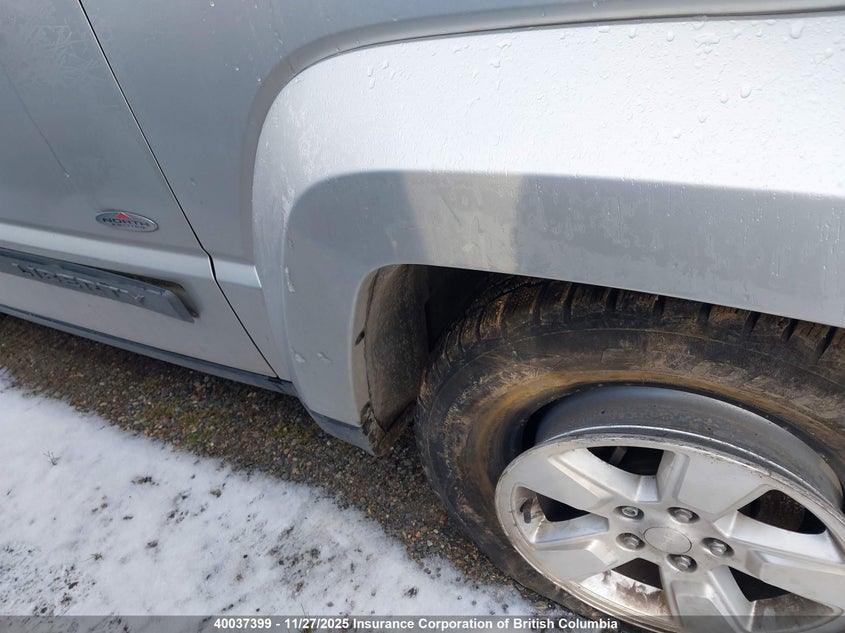 1J4PN2GK4AW140418 2010 JEEP LIBERTY (NORTH AMERICA) photo no. 12