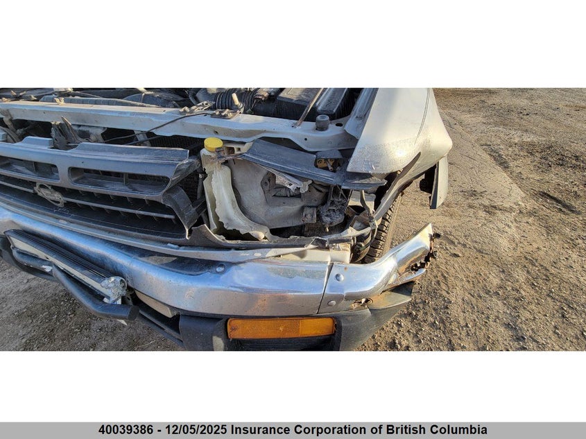 JN8AR05Y6WW251138 1998 NISSAN PATHFINDER photo no. 8