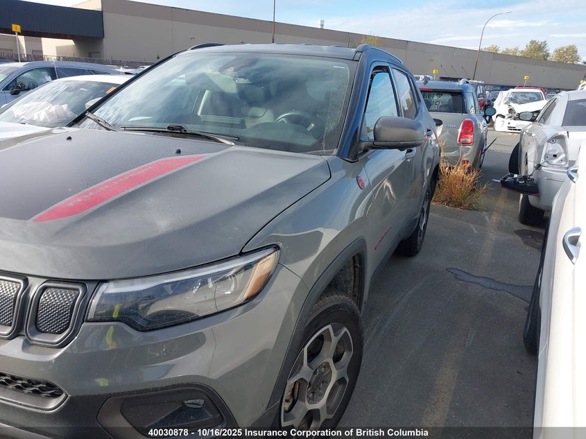 3C4NJDDB1NT147167 2022 JEEP COMPASS photo no. 2