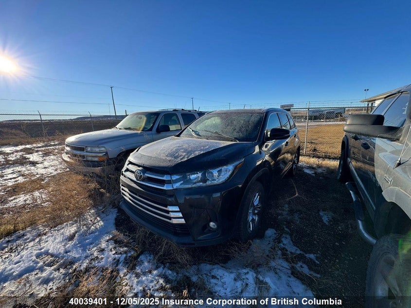 5TDDZRFHXKS744844 2019 TOYOTA HIGHLANDER photo no. 2
