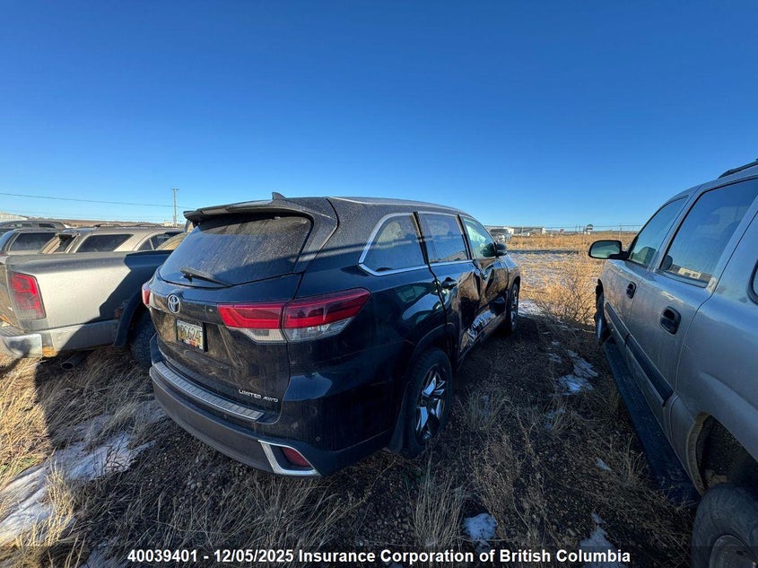 5TDDZRFHXKS744844 2019 TOYOTA HIGHLANDER photo no. 4