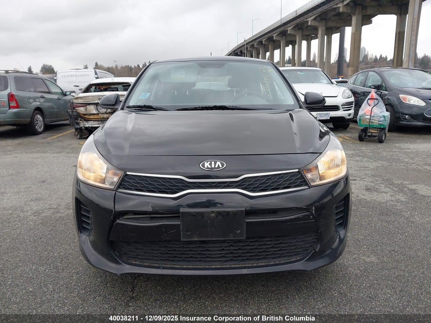 3KPA25AB7JE039379 2018 KIA RIO photo no. 13