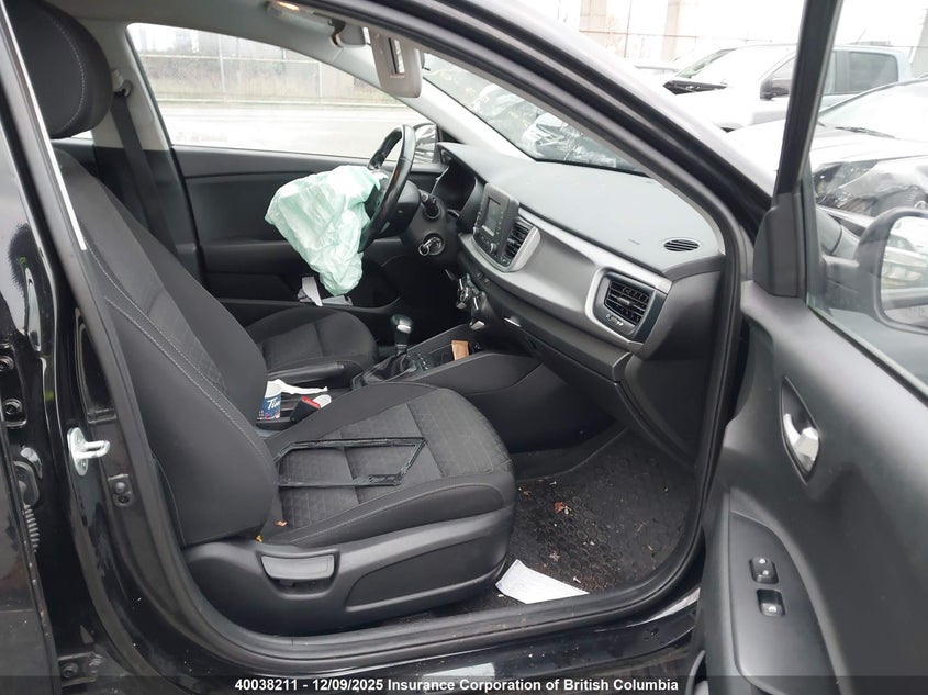 3KPA25AB7JE039379 2018 KIA RIO photo no. 5