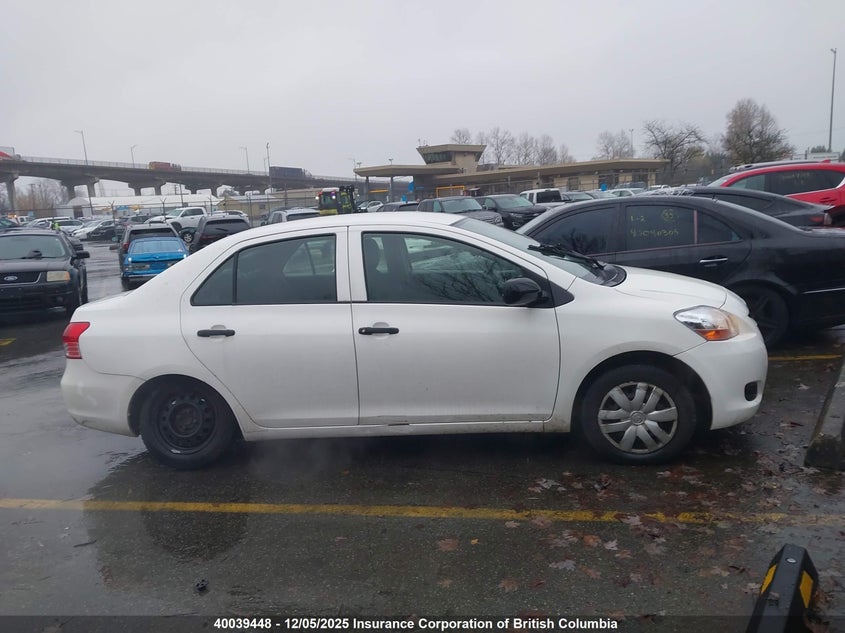JTDBT923271041049 2007 TOYOTA YARIS photo no. 13