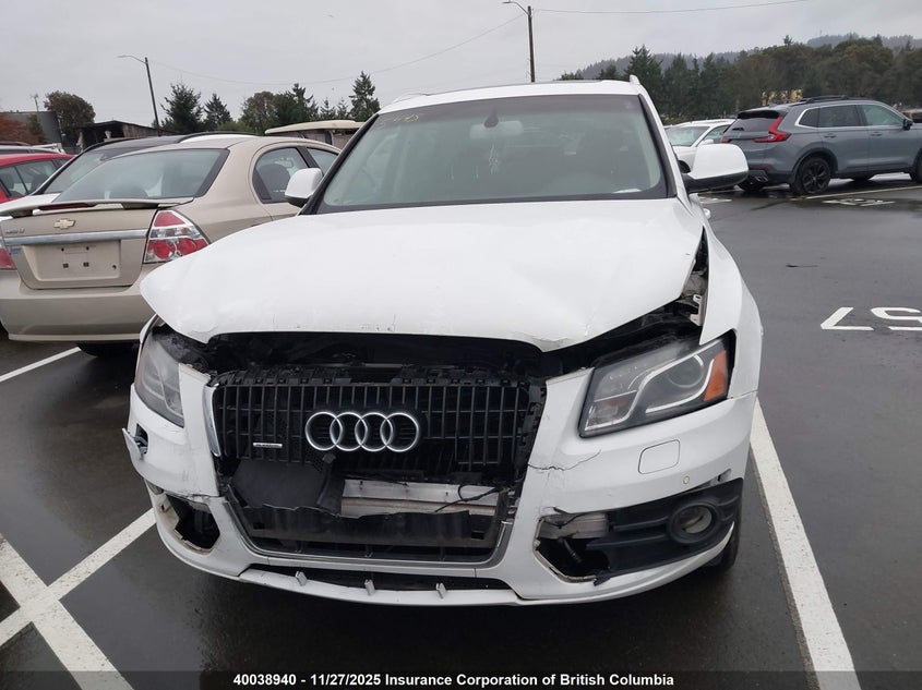 WA1LKCFP4AA012851 2010 AUDI Q5 photo no. 12