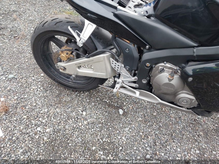 JH2PC37293M001490 2003 HONDA CBR photo no. 12