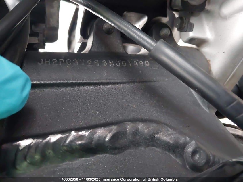 JH2PC37293M001490 2003 HONDA CBR photo no. 14