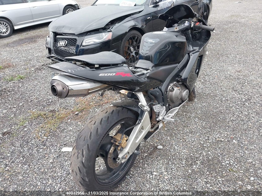 JH2PC37293M001490 2003 HONDA CBR photo no. 17